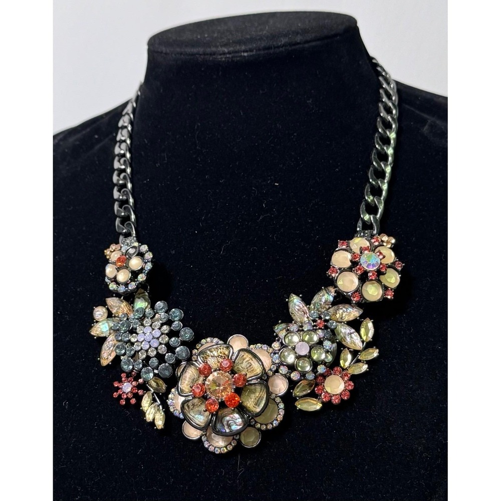 Joan Rivers statement necklace clusters of multi color floral rhinestones - Picture 8 of 8